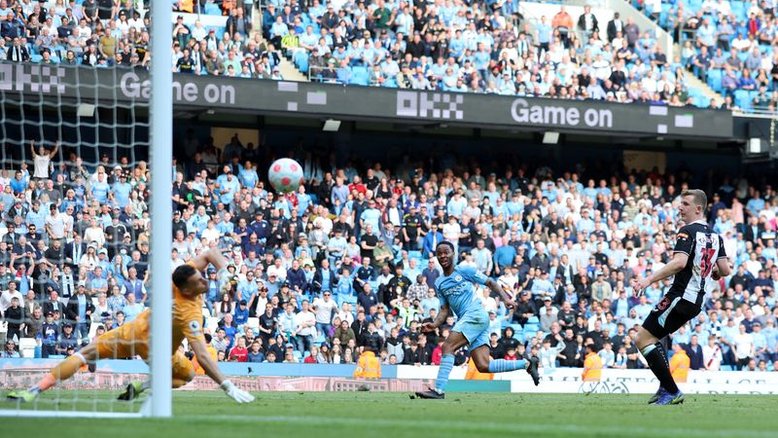 Manchester City atropela Newcastle e abre 3 pontos na liderança da liga inglesa