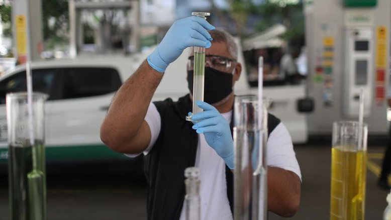 Mendonça acata ação do governo no STF contra tributação do ICMS do diesel pelos Estados