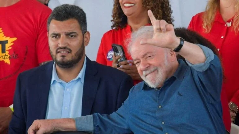 Pesquisas estão boas, mas nada de já ganhou, diz coordenador da pré-campanha de Lula