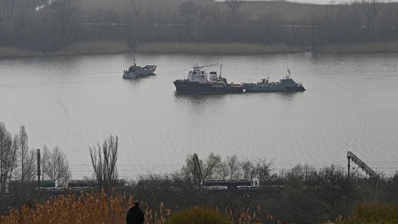 Rússia inicia manobras no Mar Negro antes de chegada de navios de guerra dos EUA