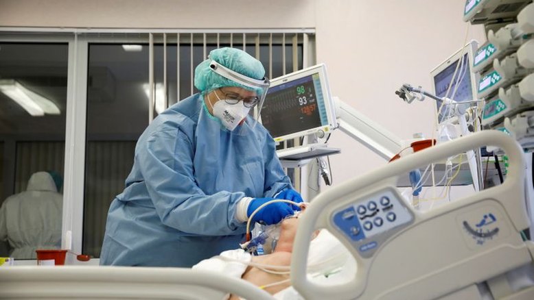 EUA negociam com Brasil envio de US$ 20 mi em medicamentos contra Covid-19