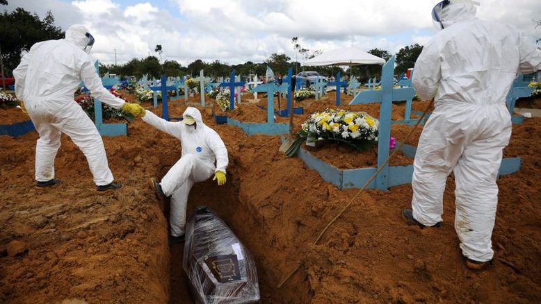 Número global de mortes por Covid pode ser maior que dobro de dados oficiais, diz IHME