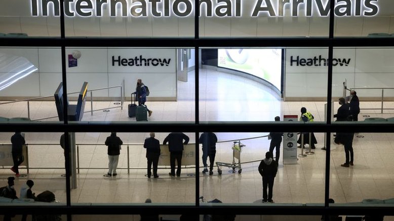 Inglaterra elimina quarentena para visitantes totalmente vacinados da UE e dos EUA