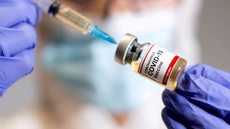 É muito provável que proteção de vacinas contra Covid enfraqueça com o tempo, dizem especialistas