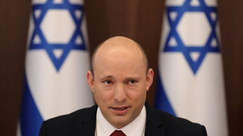 Israel é capaz de "agir sozinho" contra Irã após ataque a navio, diz premiê