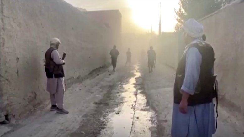 Forças afegãs batalham para retomar Kunduz após ofensiva do Taliban