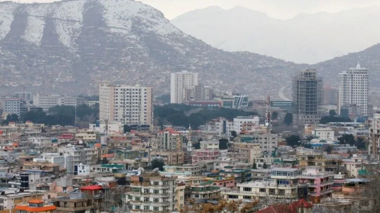 Taliban pode tomar capital afegã em 90 dias, diz inteligência dos EUA