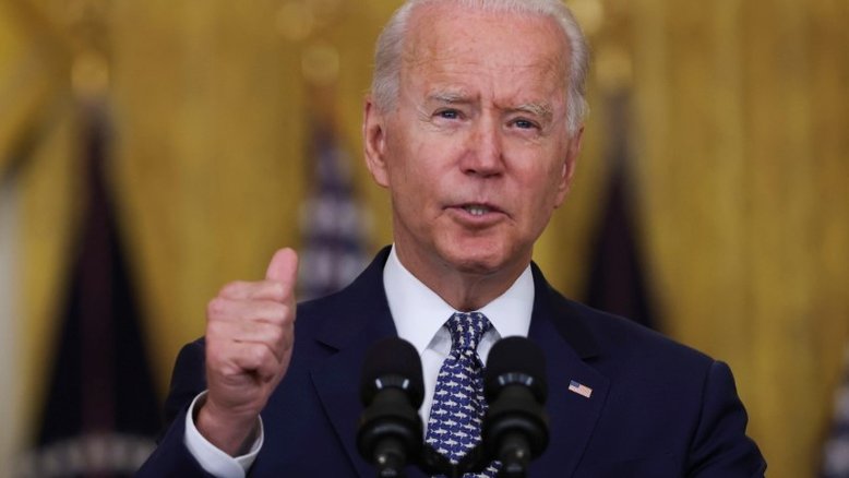 Biden busca fortalecer democracia mundial com cúpula em dezembro
