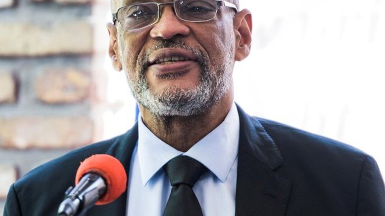 Suspeito de assassinato, premiê do Haiti substitui ministro da Justiça