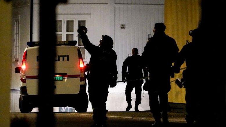 Homem mata várias pessoas na Noruega em ataque com arco e flecha, diz polícia
