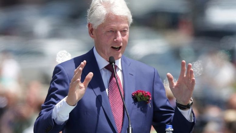 Ex-presidente Bill Clinton se recupera em hospital de infecção, dizem médicos
