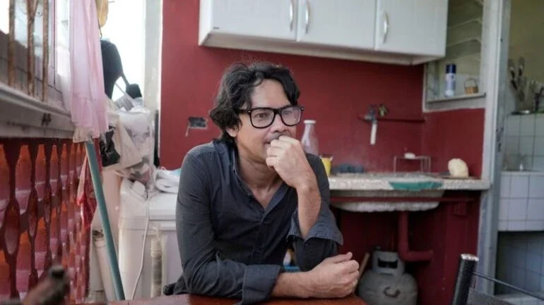Dissidente cubano líder de protestos Yunior Garcia chega à Espanha