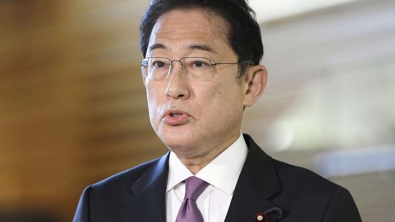 Controle de fronteira rígido contra vírus aumenta apoio a premiê do Japão, diz pesquisa