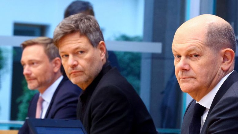 Partidos alemães assinam acordo de "novo começo" antes de transferência de poder