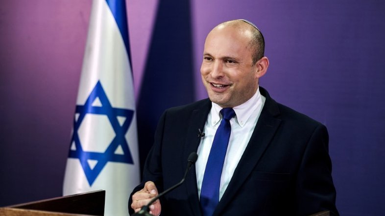 Novo governo de Israel sela acordo de coalizão e anuncia fim da era Netanyahu