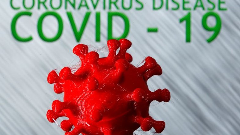 Xamã que falou que acabaria com pandemia espalhando 'água benta' nos rios morre de Covid-19