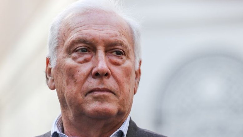 França provavelmente terá quarta onda de Covid, diz conselheiro do governo