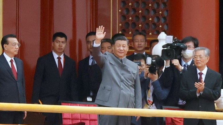 Xi alerta contra assédio estrangeiro em meio a centenário do Partido Comunista