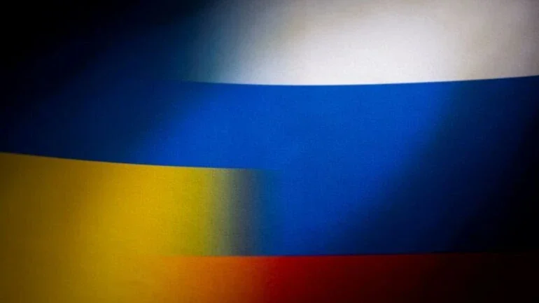 Forças russas fazem exercícios militares perto da Ucrânia
