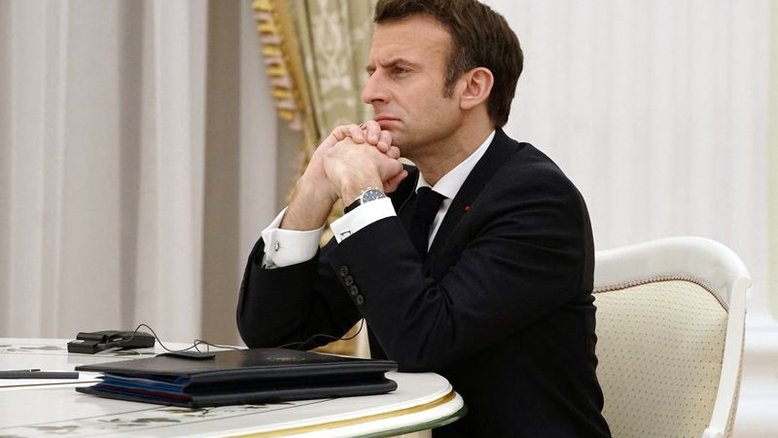 Macron diz a Putin que busca evitar guerra e construir confiança
