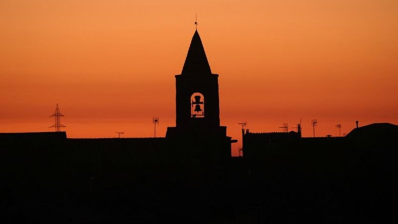 Espanha investiga 68 alegações de abuso infantil por clérigos e funcionários da Igreja Católica