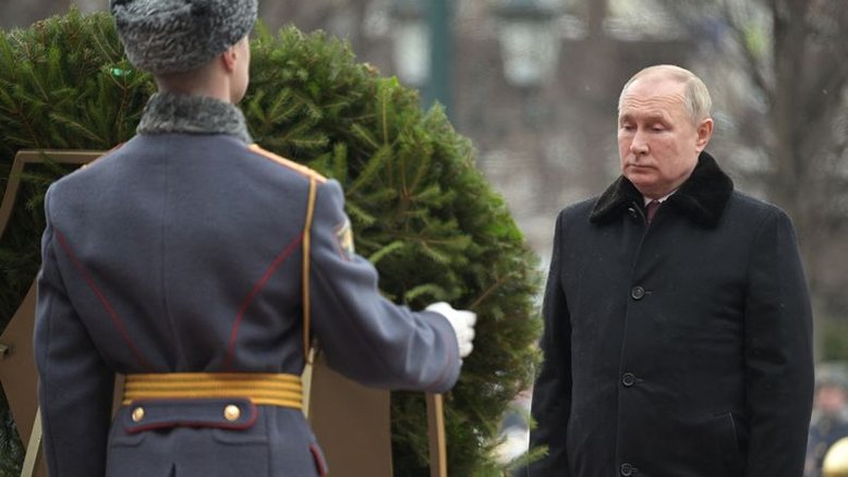 Putin diz que Rússia está aberta à diplomacia, mas não comprometerá segurança