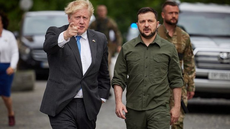 Boris Johnson se reúne com Zelenskiy em viagem surpresa a Kiev