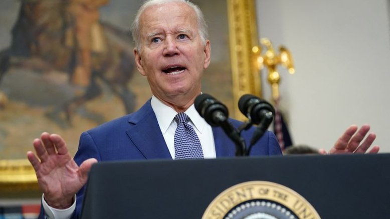 Biden avalia declarar emergência de saúde pública relacionada ao aborto