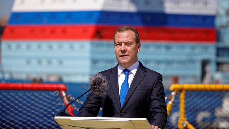 Medvedev: recusa do Ocidente de reconhecer Crimeia como russa é uma ameaça