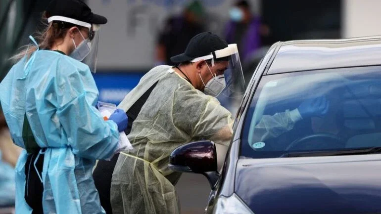 Taxa de mortalidade pela Covid-19 atinge níveis recordes na Nova Zelândia