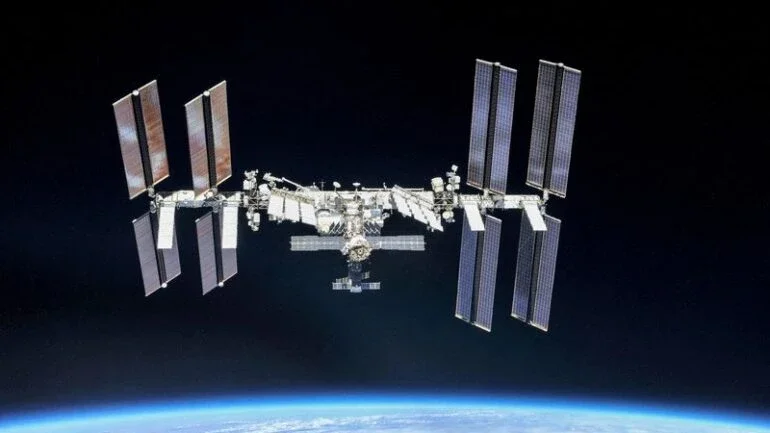 Rússia diz à Nasa que seguirá na estação espacial até pelo menos 2028