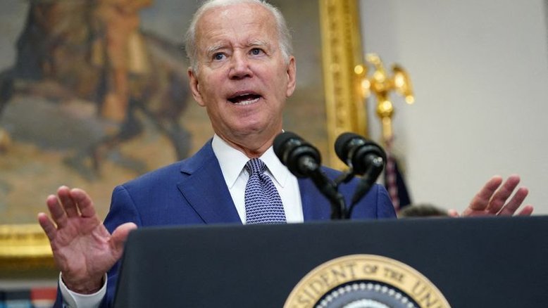 Biden edita novo decreto sobre aborto, diz que republicanos não têm noção do poder das mulheres