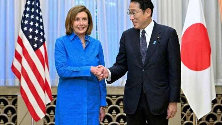 Pelosi elogia Taiwan e diz que viagem à Ásia não teve objetivo de mudar status quo