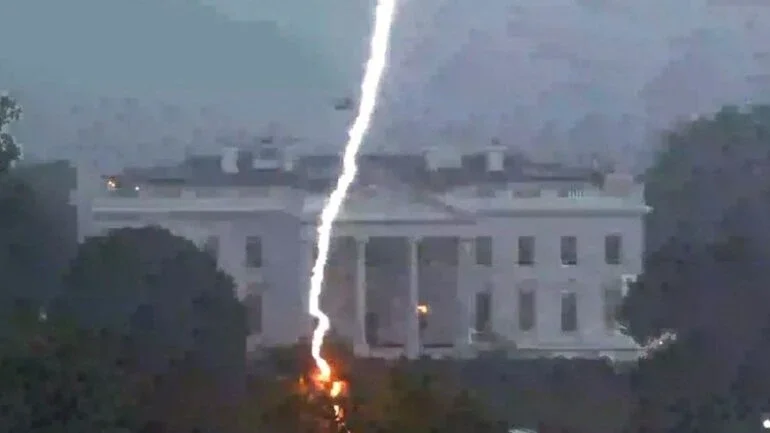 Raio que matou duas pessoas em Washington DC é alerta das mudanças climáticas