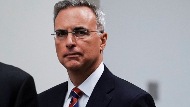 FBI interrogou ex-advogado de Trump sobre documentos confidenciais, diz fonte
