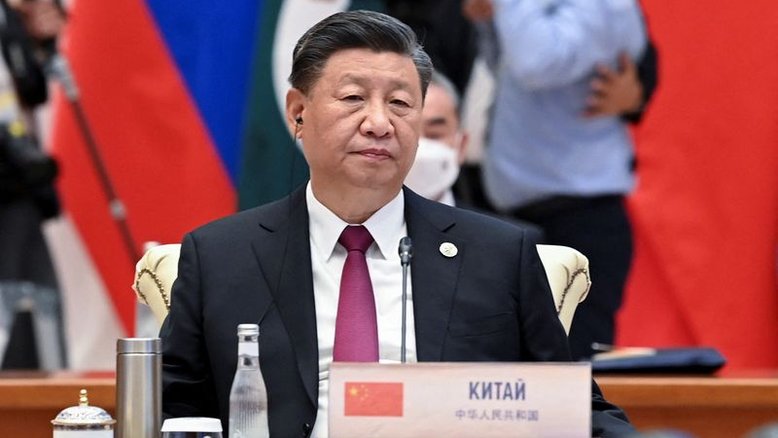 Presidente chinês pede à Rússia e outros países que trabalhem para prevenir "revoluções coloridas"