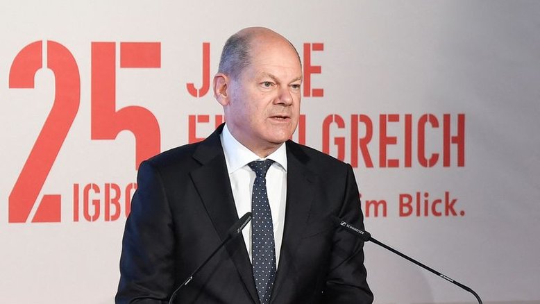 Chanceler alemão Olaf Scholz testa positivo para Covid-19, diz ntv