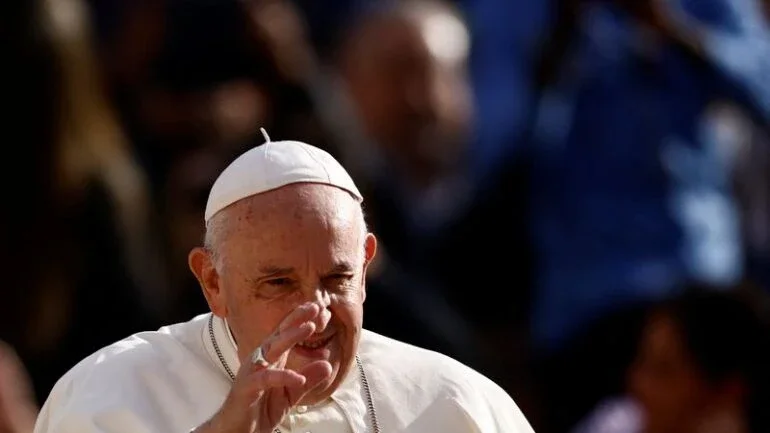 Papa visitará Barein para conferência em novembro, diz Vaticano
