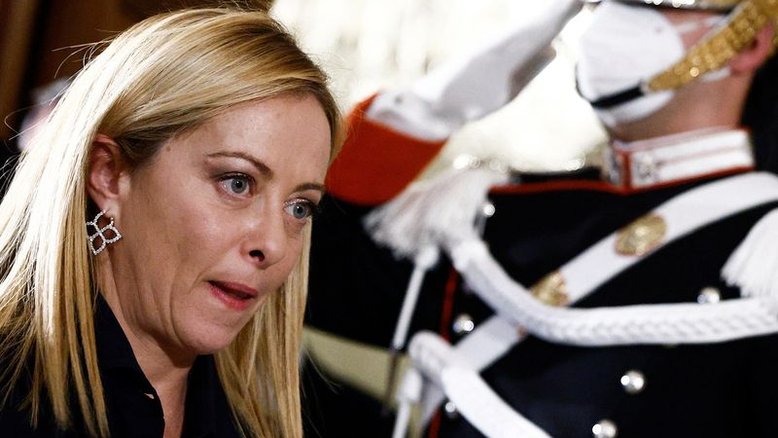 Giorgia Meloni vai comandar novo governo italiano de direita