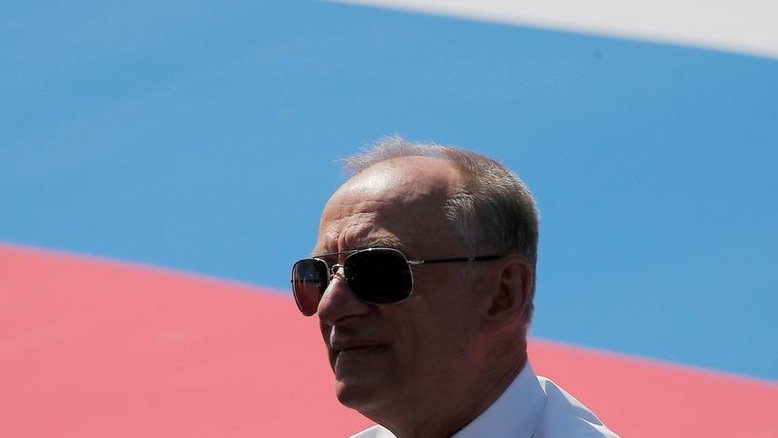 Aliado de Putin se encontra com líder do Irã e Moscou aprofunda laços com Teerã