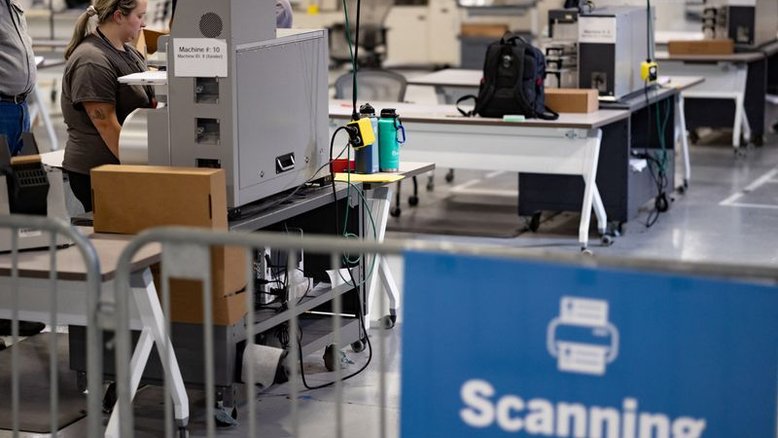Um país à espera dos resultados: EUA contam votos das eleições para Congresso