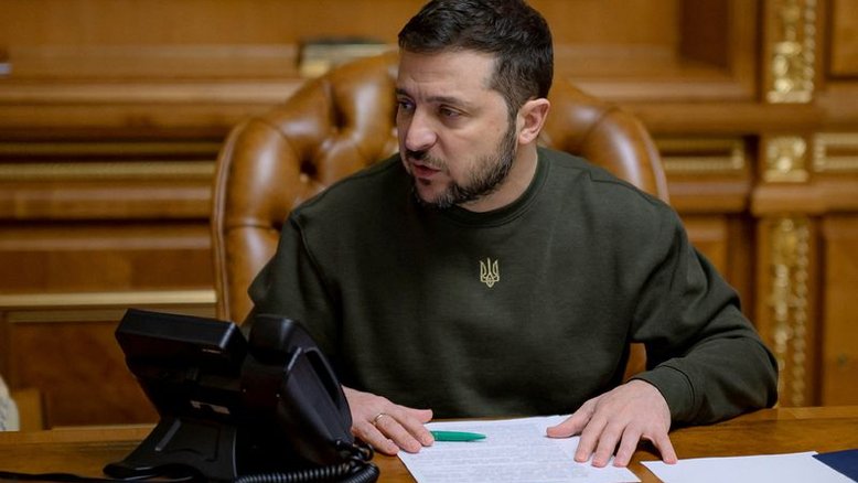 Zelenskiy pede a líderes europeus defesa aérea, tanques e armas