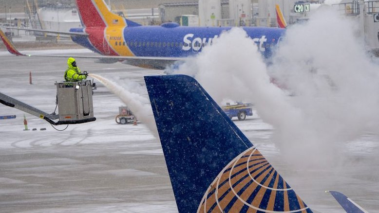 Forte tempestade de inverno ameaça viagens de férias para milhões de norte-americanos