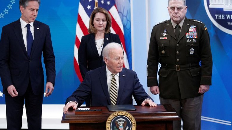 Biden diz que EUA darão drones e sistemas antiaéreos à Ucrânia