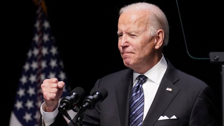 Biden diz estar pronto para proteger direito "fundamental" de escolha sobre aborto