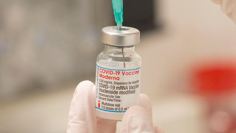 Fabricantes de vacina contra Covid mudam foco para doses de reforço