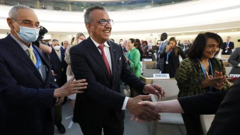 Tedros é reeleito diretor-geral da Organização Mundial da Saúde
