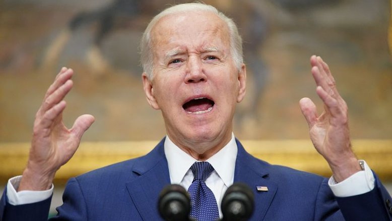 Ataque mais letal em escola dos EUA em quase uma década leva Biden a pedir ação contra armas