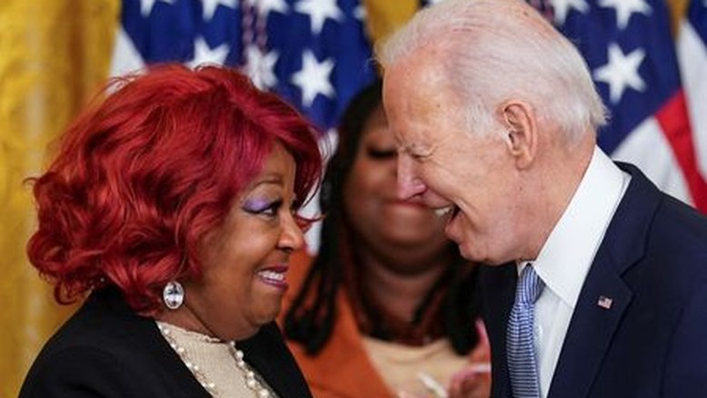 Biden entrega medalhas a heróis de 6 de janeiro que “não vacilaram”