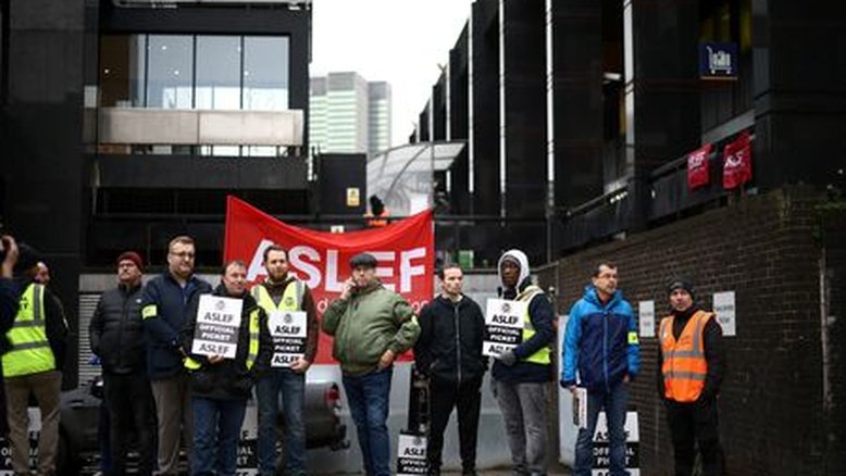Maquinistas do Reino Unido farão greve no mês que vem em ação coordenada